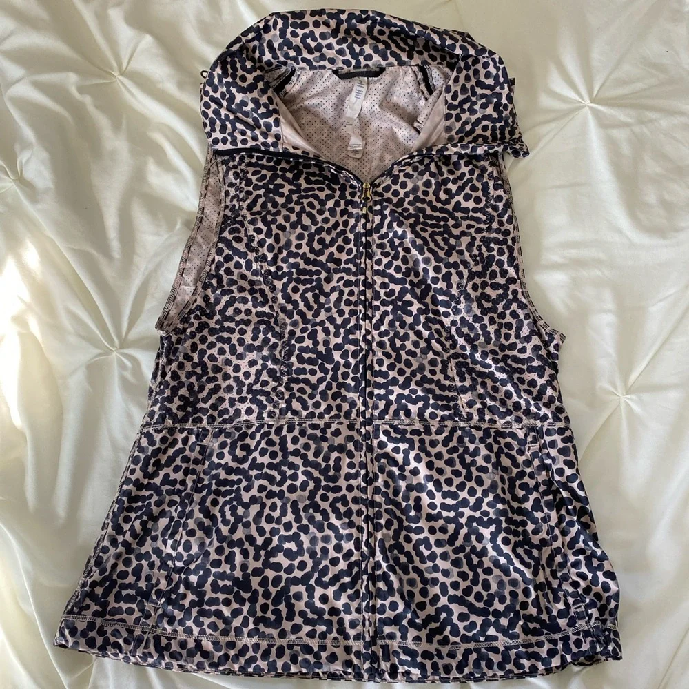 Lululemon Pack It Vest - Picture 4 of 14